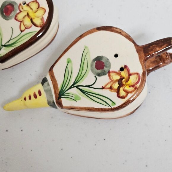 Vintage Mid Century Ceramic Fireplace Bellows Salt and Pepper Shakers 1950s EUC - Picture 6 of 7